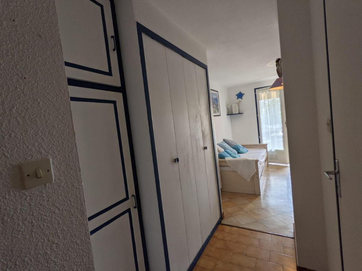 Appartement " Le Grand Bleu " A 3 Min De La Plage La Londe-les-Maures Eksteriør bilde