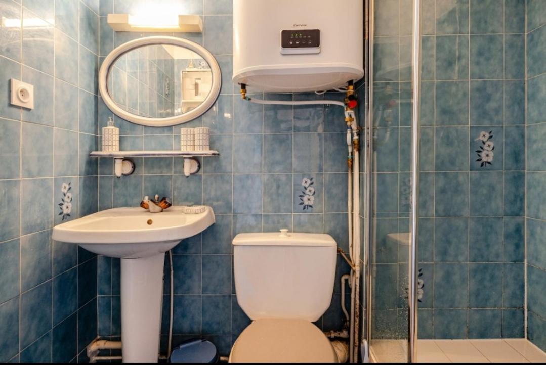 Appartement " Le Grand Bleu " A 3 Min De La Plage La Londe-les-Maures Eksteriør bilde